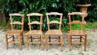 Serie de 4 petites  chaises assise bois.JPG